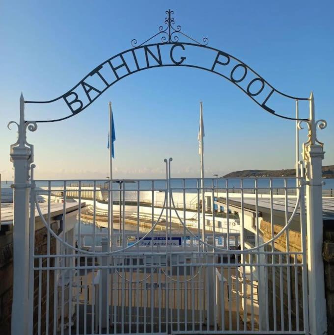 Cosy Country Getaway, 5 Mins From The Sea