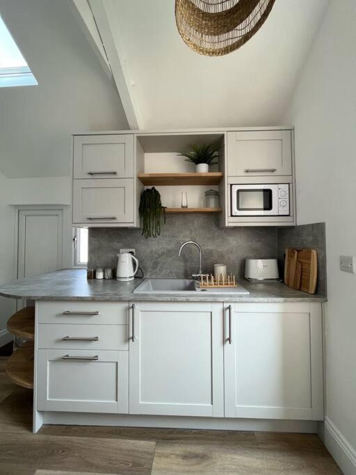 Holiday home Cosy Country Getaway, 5 Mins From The Sea *